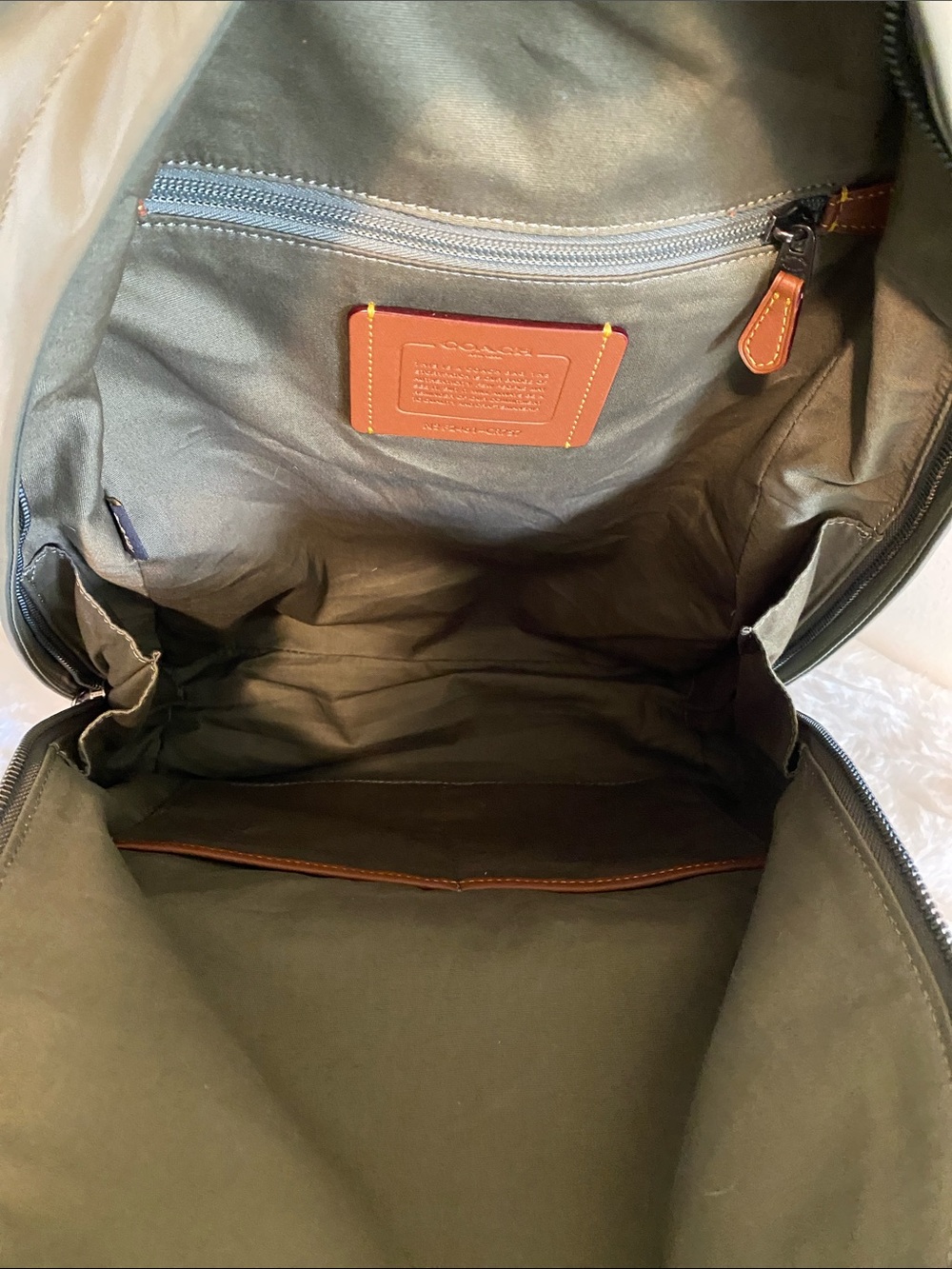 COACH  Hall Backpack In Army Green Leather MSRP $495 NWT Unisex - Picture 6 of 15